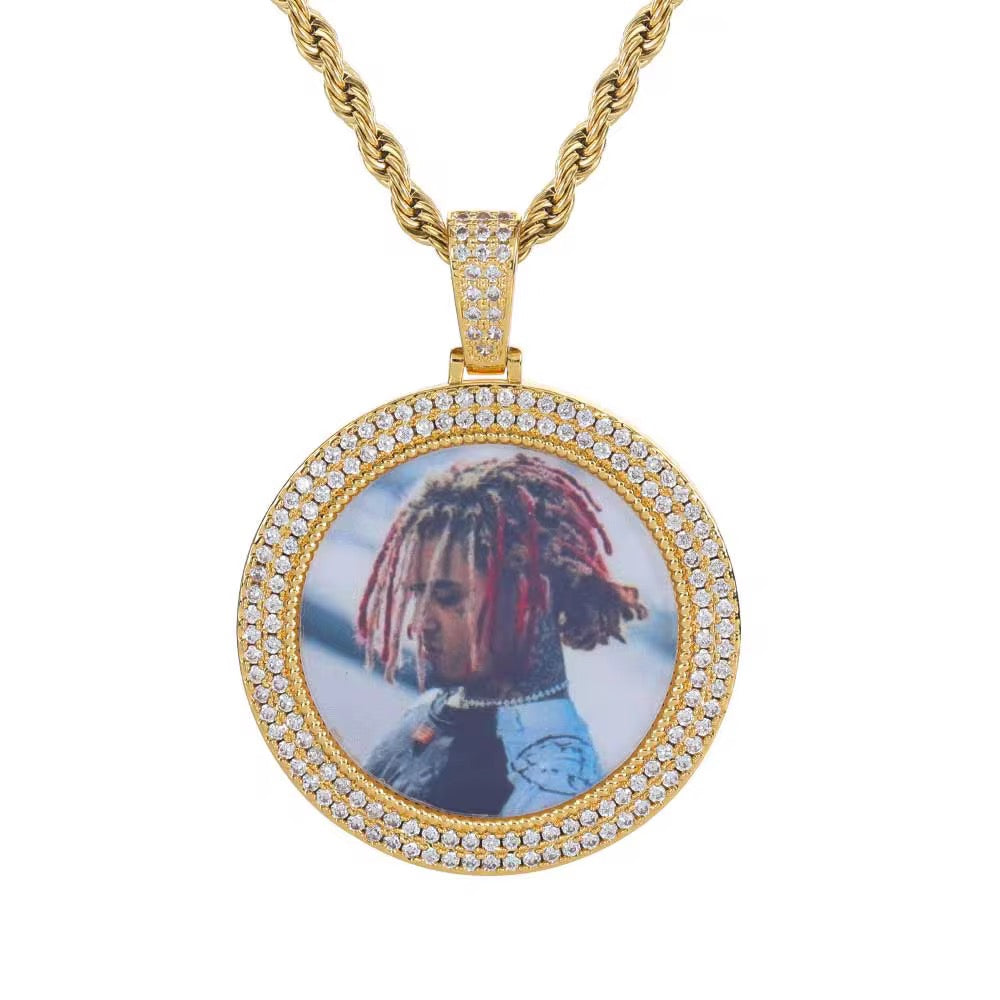 Portaretrato 40mm doble fila de diamantes 18k Gold plated PVD
